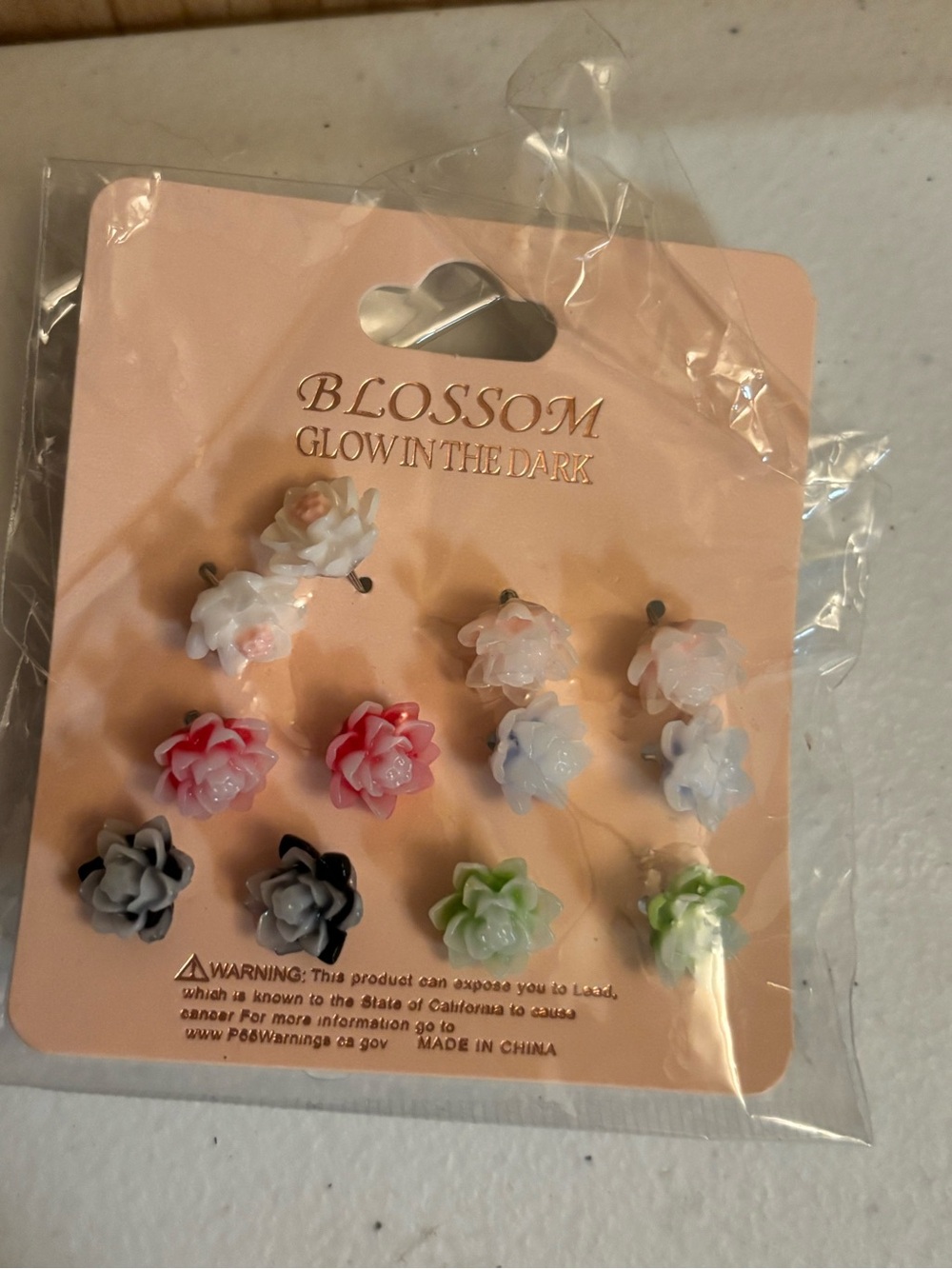 New Glow-in-the-Dark Floral Stud Earrings Set – 10 Pairs